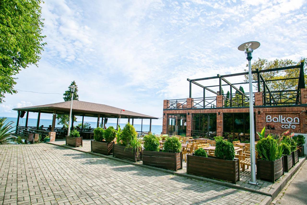 Sanzazila Hotel Gudauta Exterior photo